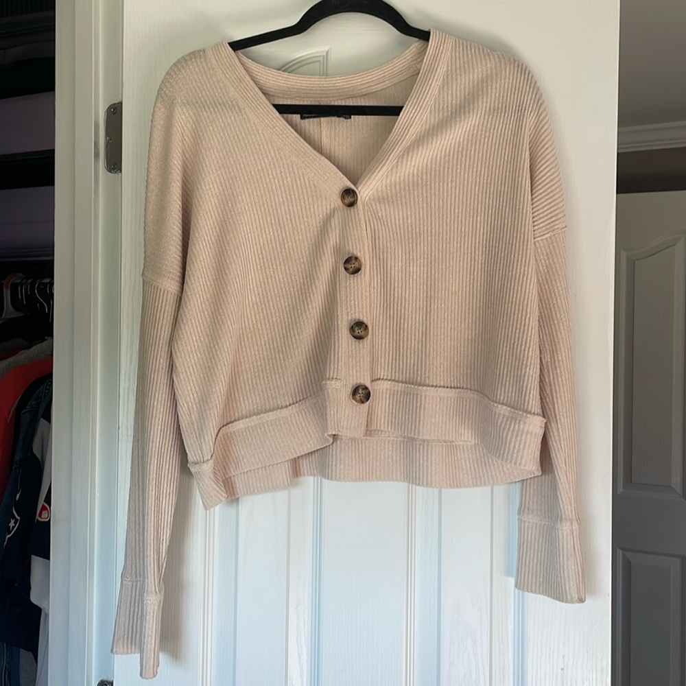 A&F button up cardigan! In good condition